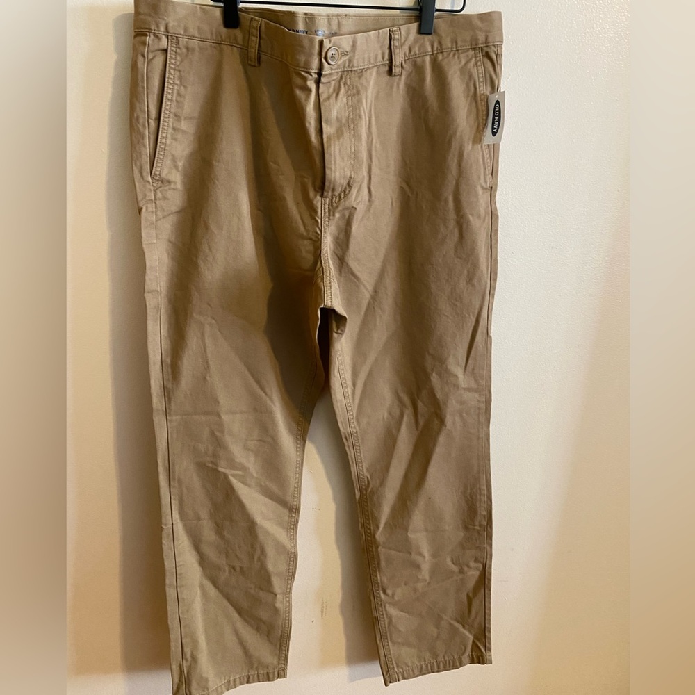 Old navy lived in Khakis